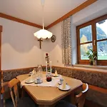 Sulzau Near Wildkogel Slopes Apartamento Neukirchen am Großvenediger